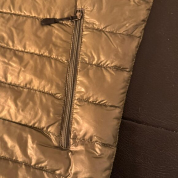 Kirkland Men's Size Medium Down Puffer Jacket - Picture 3 of 9